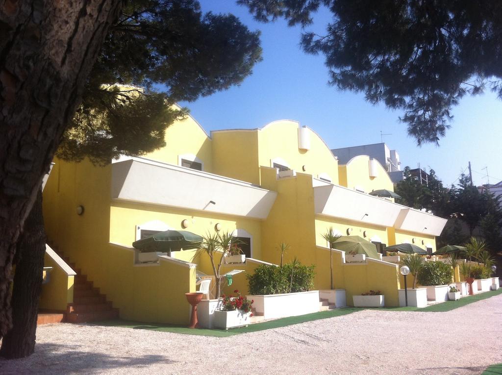 Argeste Club Vacanze Vieste Eksteriør bilde